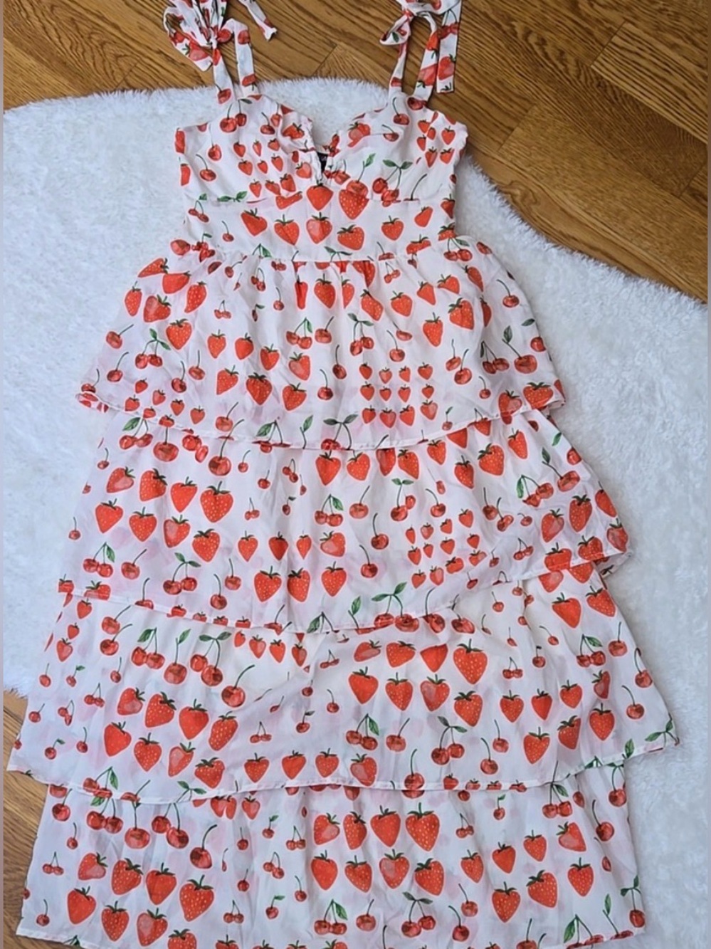 Flowy Crystal Doll White with Cherry and Strawberries Ruffle Dress Sz Large